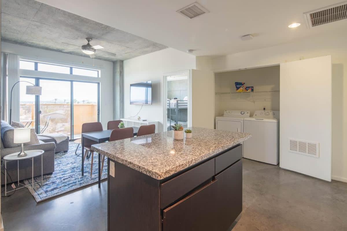 凤凰城Striking 2Bd - Cdt- Gym, Pool, Parking - Sleep8公寓 外观 照片